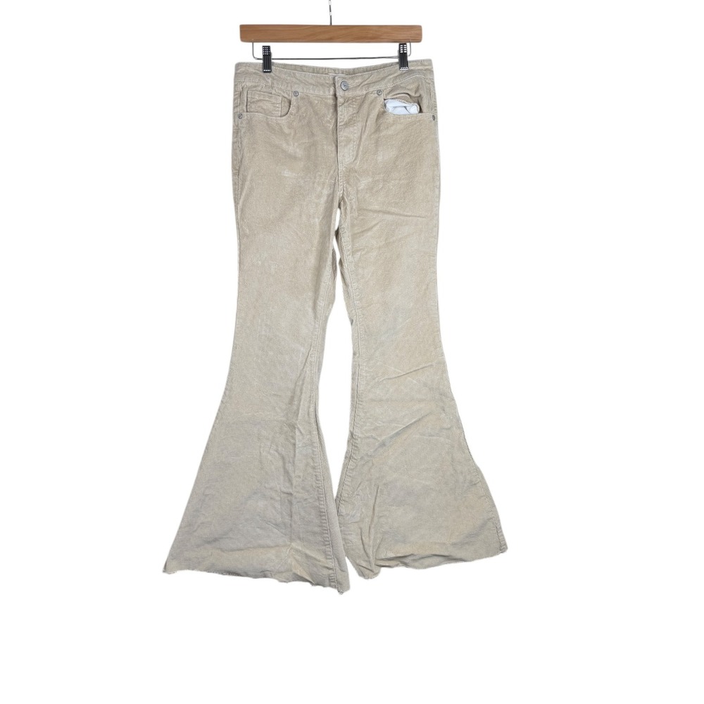 Altar'd State‎ Flare Leg Corduroy Jeans size 29 Cream